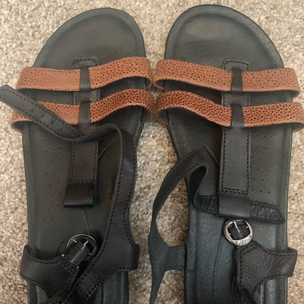 Keen Sandals - Picture 2 of 4